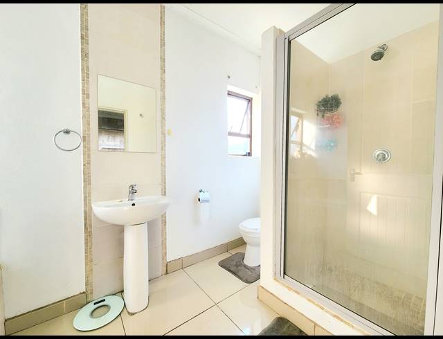 2 BEDROOM APARTMENT FOR SALE IN HONEYDEW